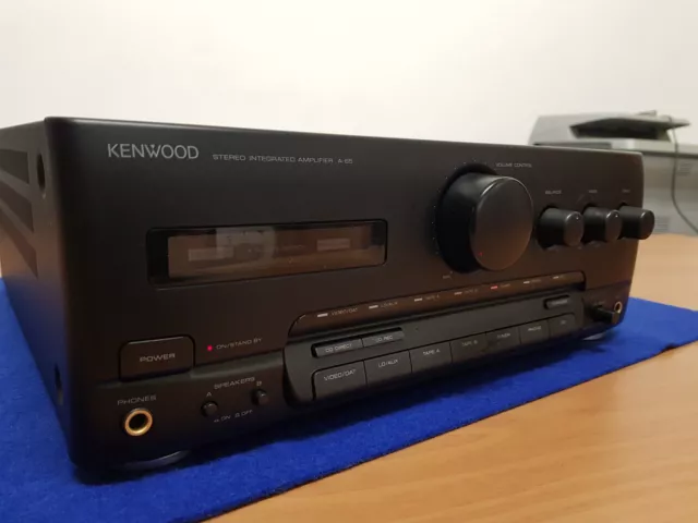 Amplificatore mod. A-65   "HiFi"  marca KENWOOD  serie PERLA NERA  molto Potente