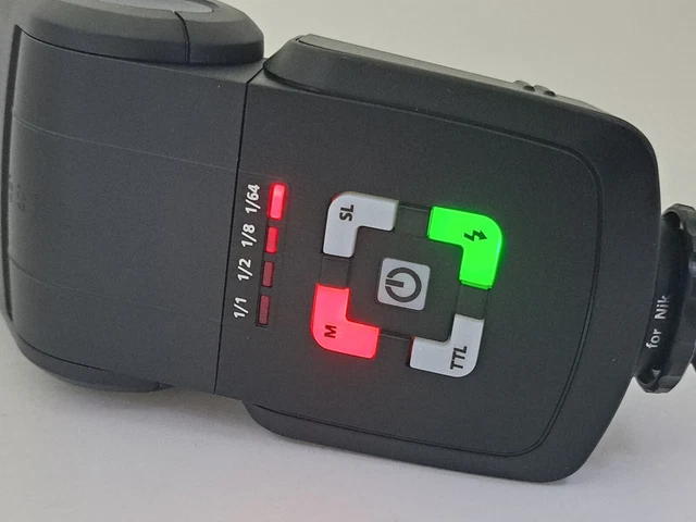 Metz Mecablitz 44 AF-1 Digital Shoe Mount Flash for  Nikon 8
