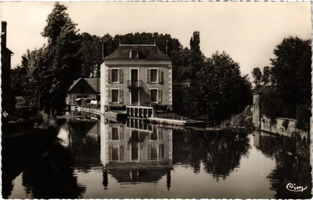 CPA DONZY L'Ile Huilerie sur les bords du NOHAIN Nievre (100440)