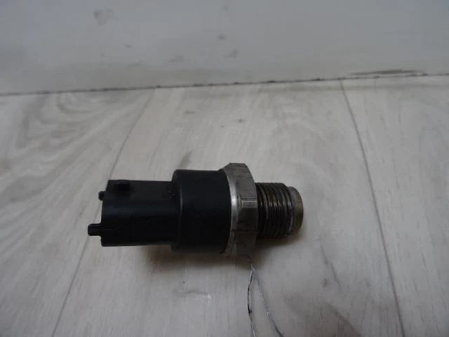 Capteur De Pression Rampe Injection Carburant ABSOPRO N°8981197900 - Compatible Isuzu NPR, Nissan Navara, Etc.