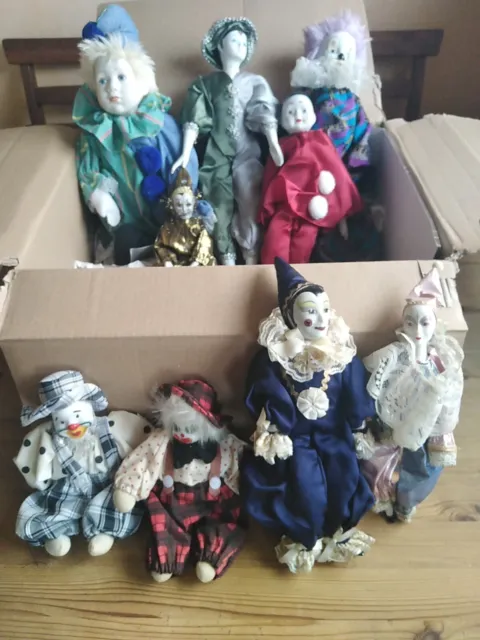 Clown Puppen Konvolut 9 Stück Porzellan siehe Originalbilder