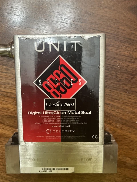 6082 UNIT Instruments UFC-8565, 3030-10039 Mass Flow Controller He 50L