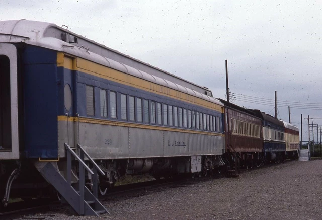 D&H DELAWARE AND HUDSON lirr Railroad Train Cars Original 1979 Photo Slide