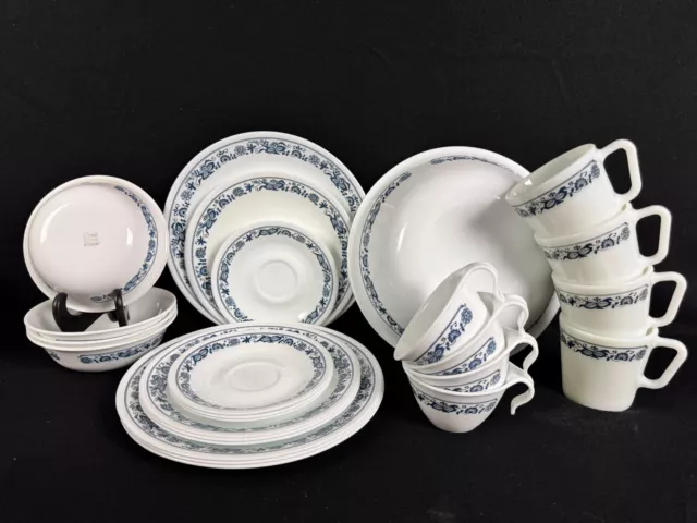 Vintage Corelle Old Town Blue Onion Dish Dinner 25 Piece Set Service for 4