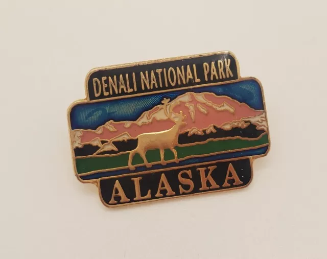 Denali National Park Alaska Souvenir Collectible Lapel Hat Pin Pinchback