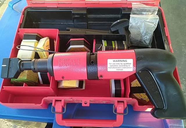 HILTI DX-400B Powder Actuated Tool Concrete Nail Gun LN Condition W/ Extras