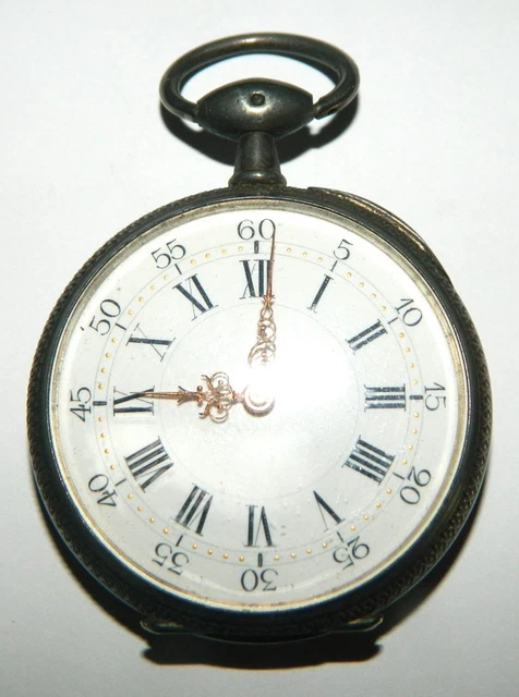 Montre à Gousset En Argent Fin XIXe Siècle - Mécanique Manuelle - Avec Clé
