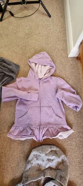 Pacchetto vestiti ragazze età 8-9 anni 4 articoli felpe con cappuccio inc Gap & Next 2