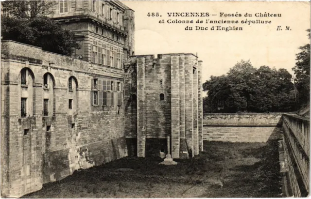 CPA Vincennes Fosses du Chateau (1347069)