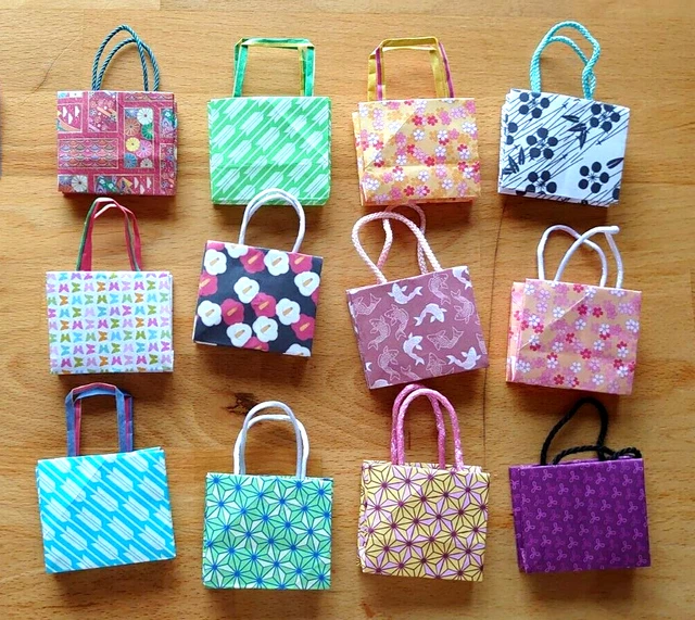 12 kleine Taschen mit traditionellen Muster (2) : Hand made, Handarbeit