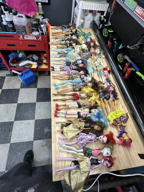 Lot Of 34 Monster High Dolls