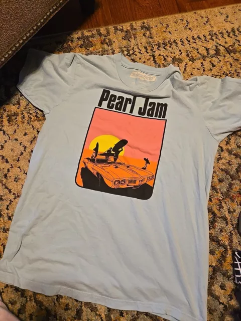 Pearl Jam RARE Ames bros.  T-shirt Medium Blue