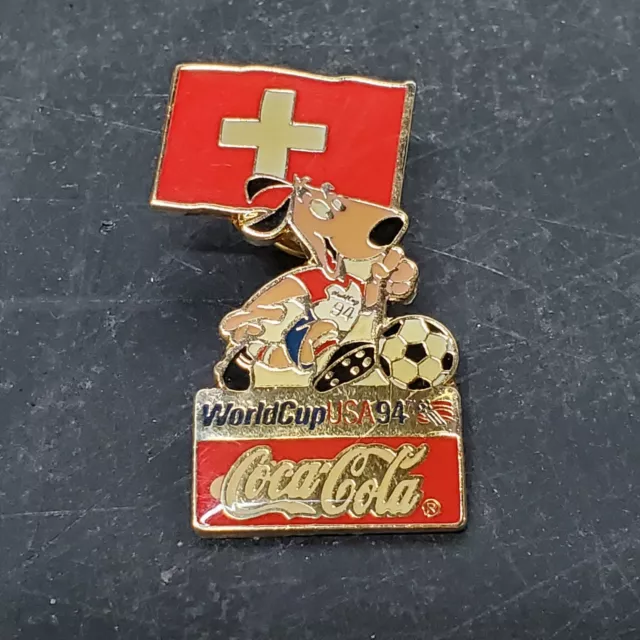 1994 FIFA World Cup Pin Switzerland Flag Soccer Coca-Cola Mascot