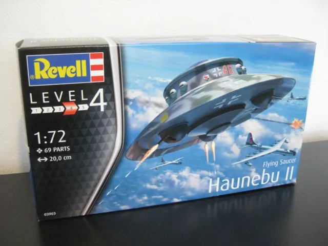 Revell 03903   Flying Saucer Haunebu II   1:72