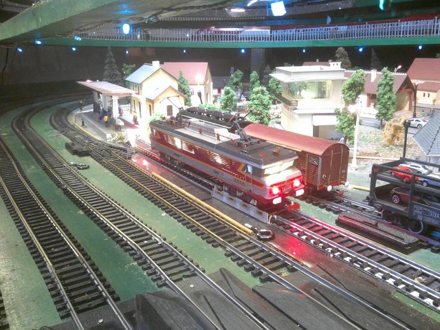 Locomotive Diesel Type 245 DB Jouef - Échelle HO - Modèle Réduit De Train - NEUF