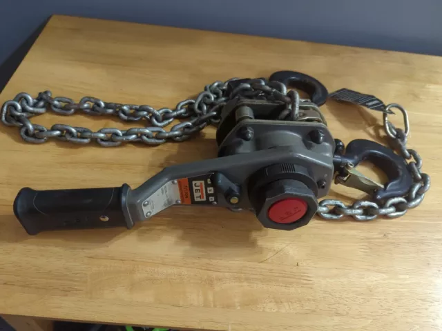 Jet JLH-150WOl-15. 1.5 Ton Lever Hoist 5 Ft. Lift