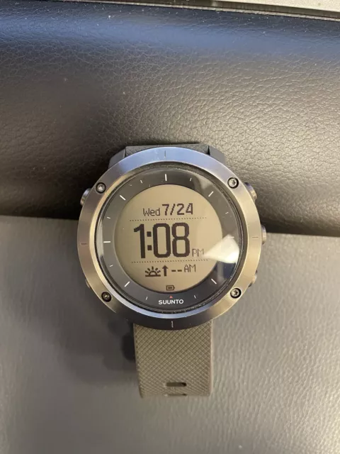 SUUNTO TRAVERSE GRAPHITE Model OW151 Men s Watch Excellent Condition 189.99 PicClick
