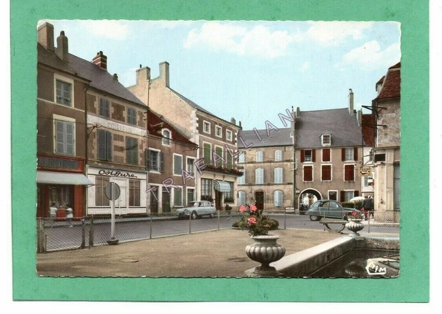cpm 58 TANNAY - Place de la Mairie