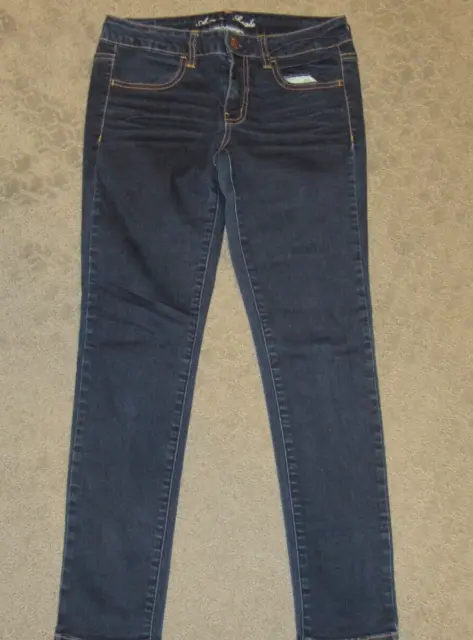 American Eagle Women's Jegging Blue Denim Low Rise Jeans Size 6S Waist 28"