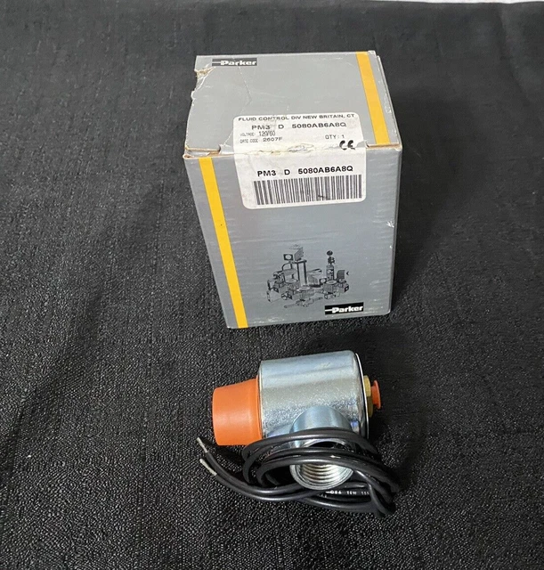 Parker PM3-D 5080C Solenoid Valve 120VAC 60HZ 11W 80-125 PSI - NOS