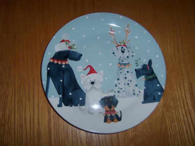 Pier 1 Dogs in Snow Christmas Holiday 8 3/4" Salad Dessert Lunch Plate