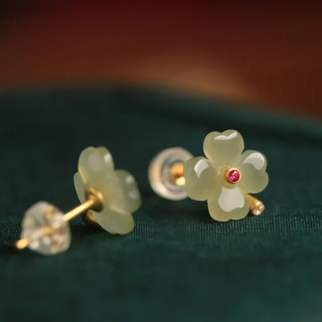 Female National Four Leaf Grass Hotan Jade Earrings Style Versatile Earrings