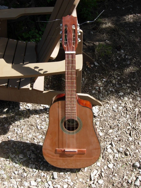 Tres Cubano, six strings, Paracho Brand
