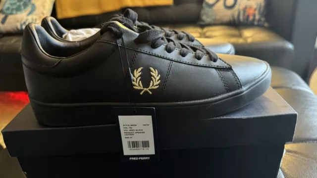 Fred Perry Sneaker Gr. 41 Schwarz Neu