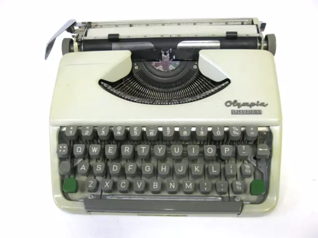 Olympia Splendid 33 Portable Typewriter  #W2