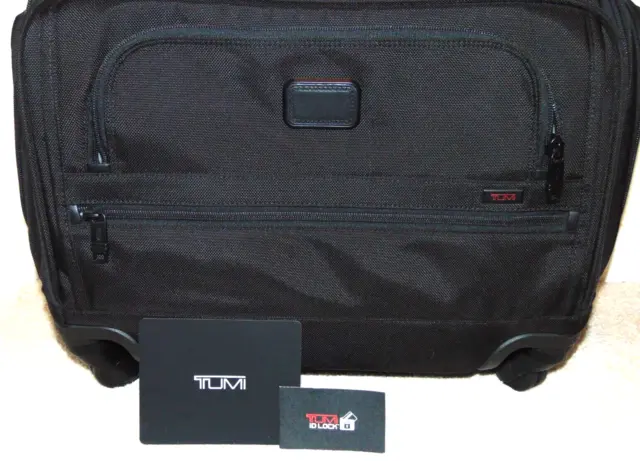 Tumi - 4 Wheeled Compact  Bag Carry On – Alpha 2