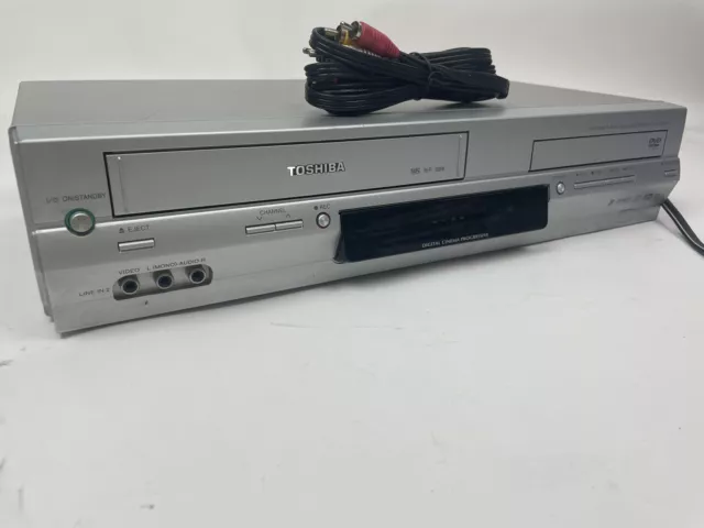 Toshiba SD-V393SU2 DVD/VCR CD Combo Player VHS Recorder NO Remote Tested Works