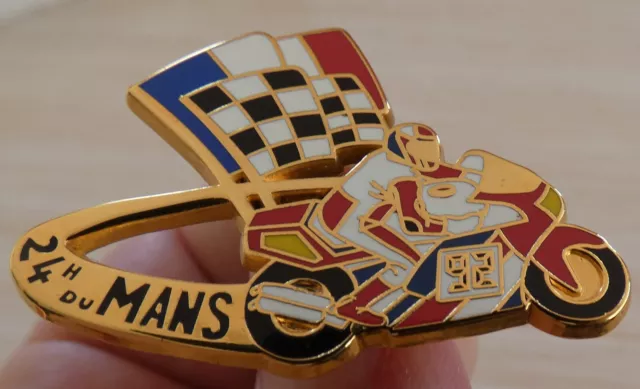 Pin's Moto Le Mans Les 24 Heures Du Mans 1992 Arthus Bertand 150 Ex 2