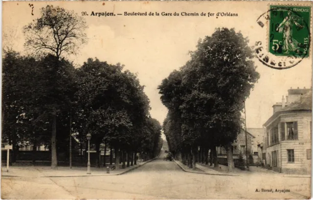 CPA Arpajon Boulevard de la Gare (1360012)