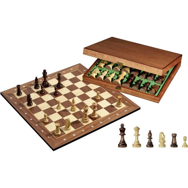 Schach-Set Turnier in Holzkassette.