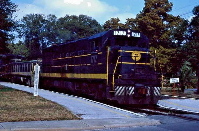 Original 1980 Ektachrome Railroad Slide Scl Seaboard Coast Line 1717 Ge U30B