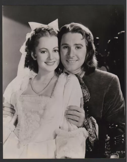 Vintage OLIVIA DE HAVILLAND ERROL FLYNN "Publicity Portrait" 1930s Vintage OLIVIA DE HAVILLAND ERROL FLYNN "Publicity Portrait" 1930s