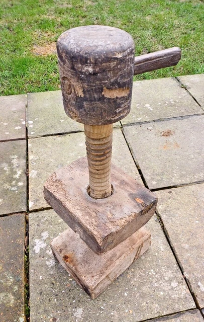 Carpenter Thread LARGE ANTIQUE CARPENTERS wood thread clamp, lamp conversion? £180.00 ...