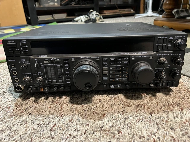 Yaesu FT-1000MP HF Transceiver
