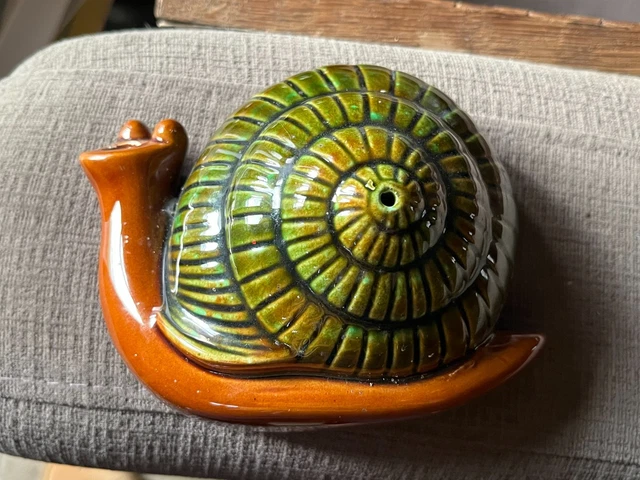 Dérouleur De Ficelle De Cuisine Ancien En Céramique Forme De Poisson - État BE (bon état)