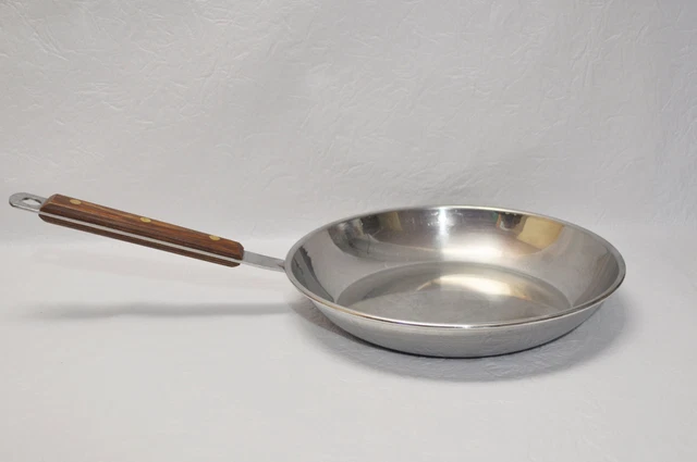 Cuisinarts 10" Skillet Fry Pan Teak Wood Handle