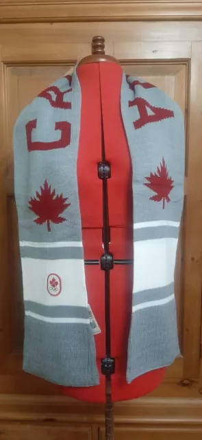 HUDSON'S BAY official Canadian Olympic Committee grey white winter scarf BNWT