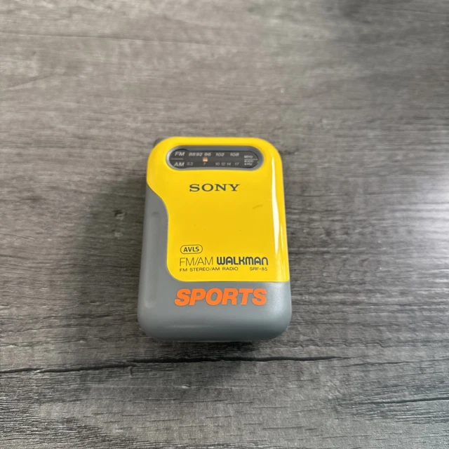 Vintage Sony Sports FM Walkman Srf-5 Stereo SRF5