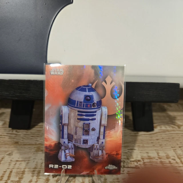 2025 TOPPS CHROME Star Wars R2-D2 Prism Refractor Parallel £2.73 ...