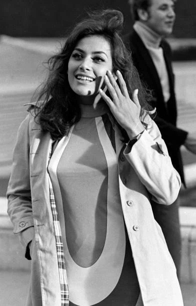 ACTRESS SILVIA MONTI Filming The Brain On August 28 1968 In Paris Old actress-silvia-monti-filming-the-brain-on-august-28-1968-in-paris-old