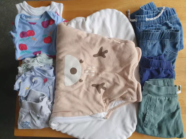 Pacchetto sacco a pelo e vestiti per bambino 3-6 mesi