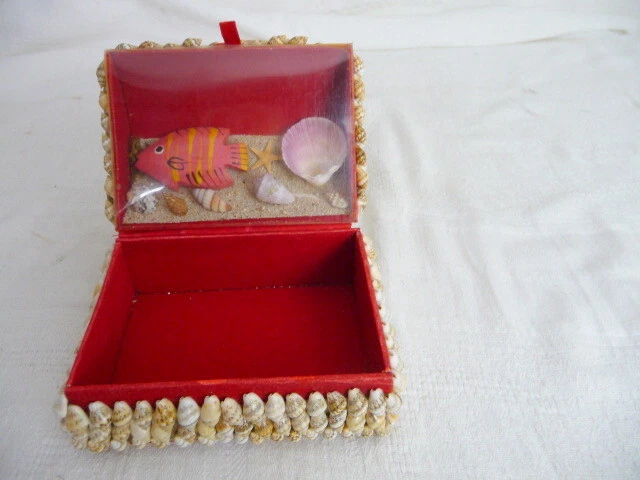 Rare** Antique SHELL BOX under cover seascape 2