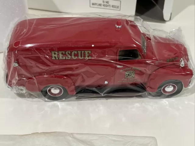 First Gear - 1949 Chevrolet - Maryland Heights Mo. Fire Rescue Truck - Nib