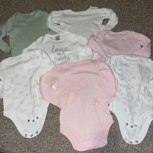 bundle of 7 baby girls 6-9 months long sleeve bodysuits,