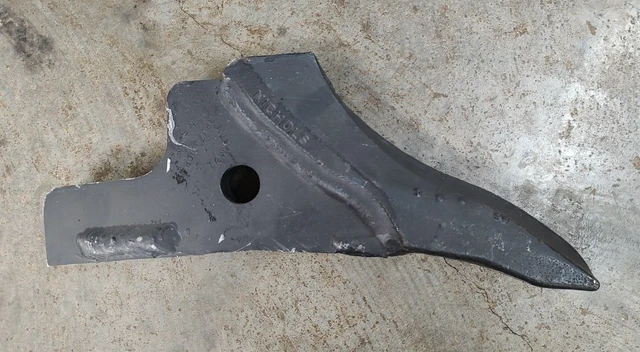 Nichols Tillage RPUZB01CP Ripper Tooth For Unverferth 112, 122, 132 OEM 67949B