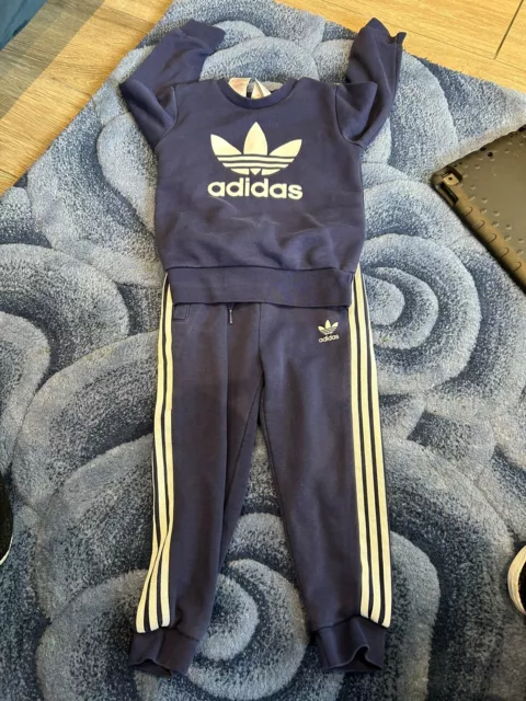 Boys Adidas Tracksuit Size 3 To 4